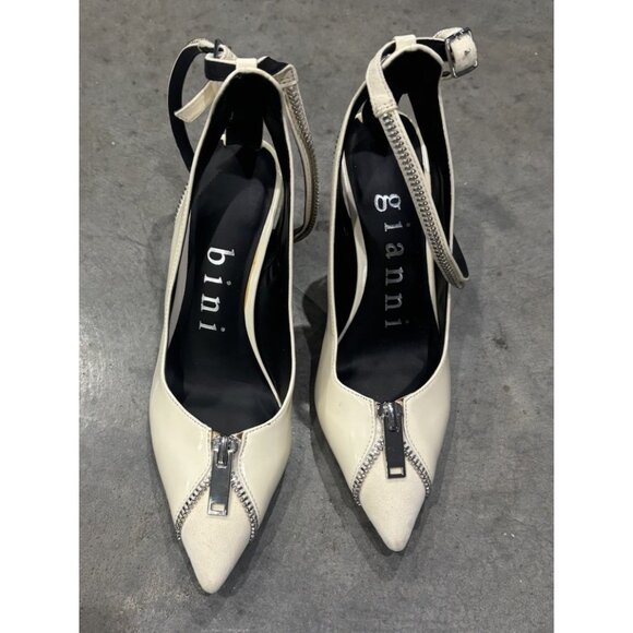Gianni Bini Shoes - Women NWOB gianni bini white zipper accent buckle fasteners high heal Size 8.5